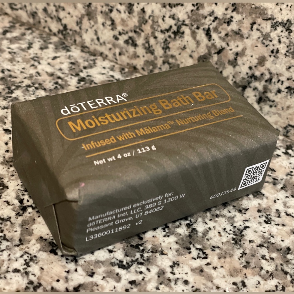 Moisturizing Bath Bar, Infused With Malama Essential Oil — doTERRA - Picture 2 of 10